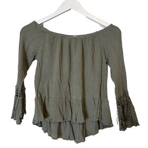 SANS SOUCHI Nordstrom Off Shoulder Boho Blouse With Tassle Detail Sage Green M